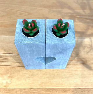 Tea light holder