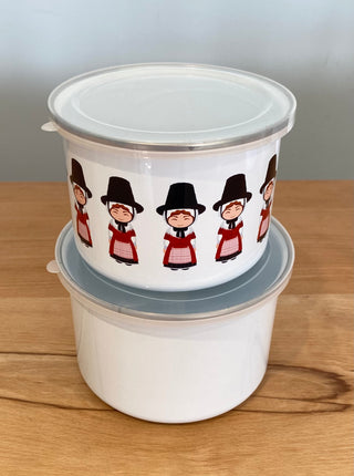Welsh Lady Cake storage tin